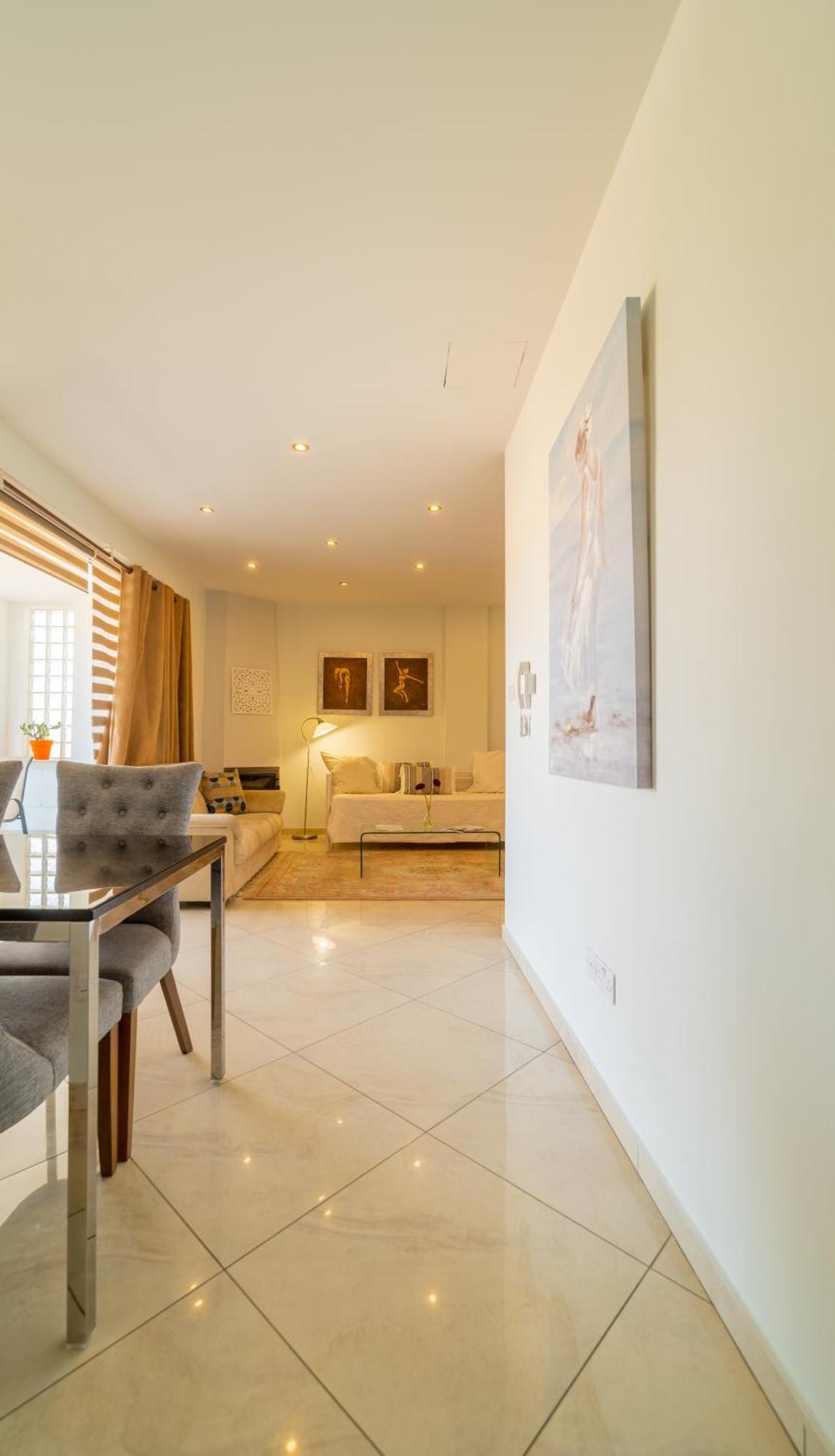 Mesogios House Suites Larnaca Room photo