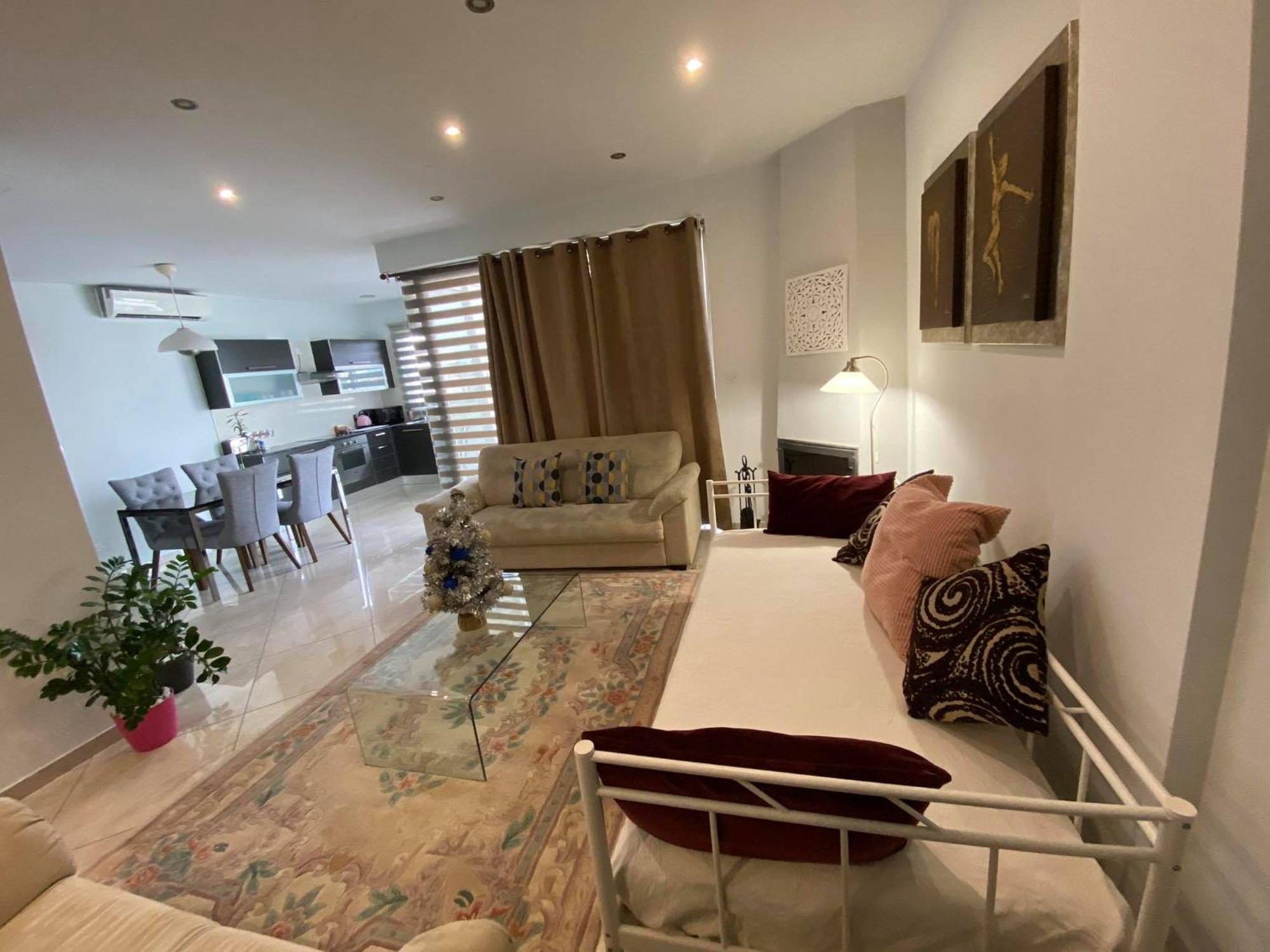 Mesogios House Suites Larnaca Room photo